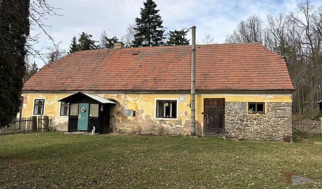Prodej domu 393 m² s pozemkem 3 067 m², Blatno – Malměřice, okres Louny