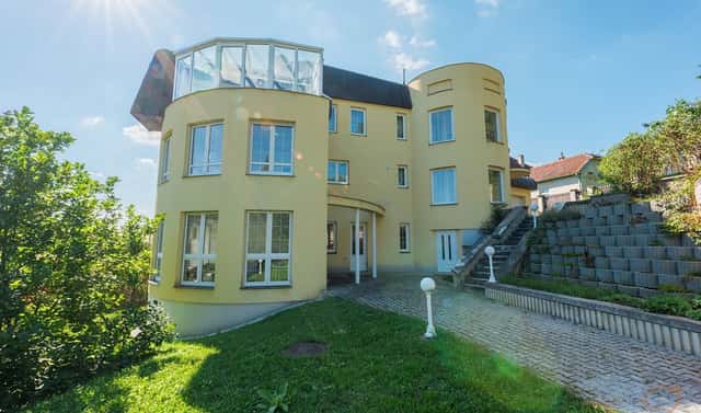 Prodej domu 470 m² s pozemkem 929 m², Luhačovice, okres Zlín