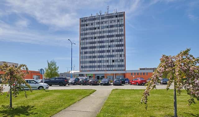 Pronájem kanceláře 216 m², Dolní Břežany, okres Praha-západ