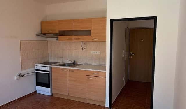 Pronájem bytu 1+1 43 m², Děčín – Děčín VI-Letná