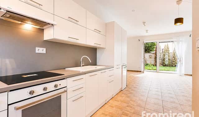 Prodej bytu 3+kk 79 m², Smutného, Znojmo