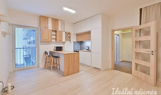 Pronájem bytu 2+kk 49 m², Přadlácká, Brno – Zábrdovice, okres Brno-město