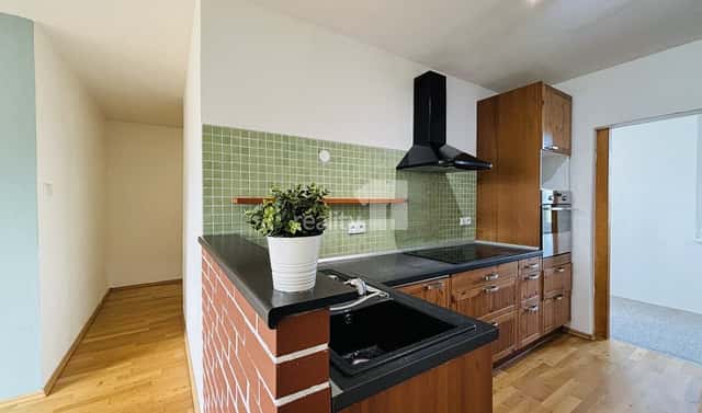 Pronájem bytu 3+kk 51 m², Tavolníková, Praha 4 – Krč