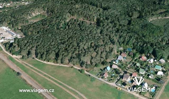 Prodej lesa 27 592 m², Kamenný Přívoz, okres Praha-západ
