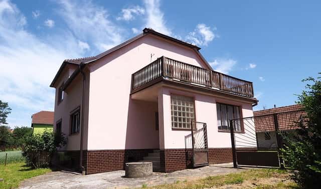 Pronájem domu 197 m² s pozemkem 1 010 m², Nemochovice, okres Vyškov