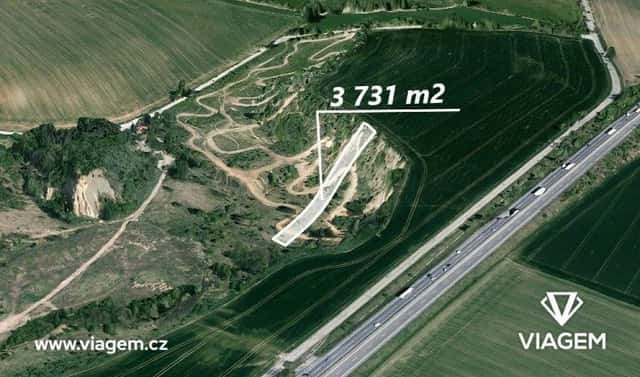 Prodej pole 3 731 m², Ondratice, okres Prostějov