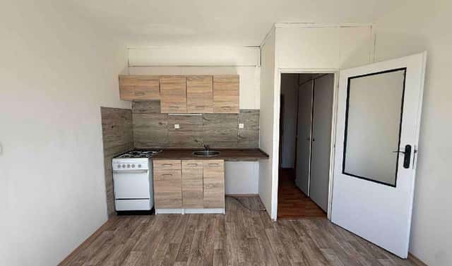 Pronájem bytu 1+1 35 m², B. Němcové, Litvínov – Horní Litvínov, okres Most