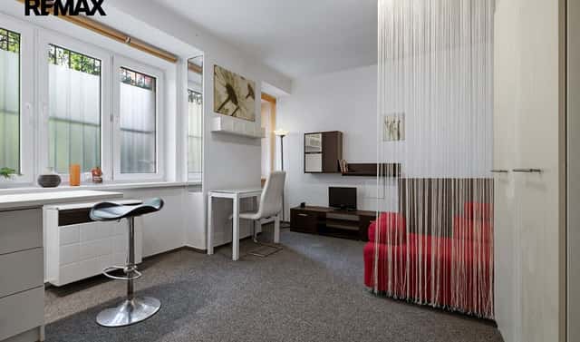 Prodej bytu 1+kk 25 m², Na dolinách, Praha 4 – Podolí