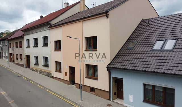 Prodej domu 512 m² s pozemkem 558 m², Poděbradova, Přeštice, okres Plzeň-jih