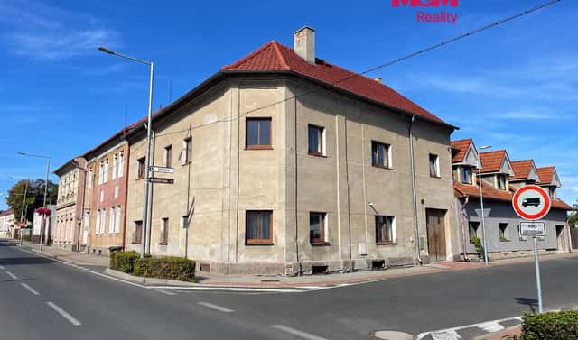 Prodej domu 210 m² s pozemkem 180 m², B. Němcové, Cítoliby, okres Louny