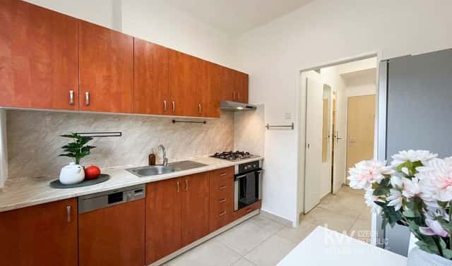 Pronájem bytu 1+1 33 m², Pod strojírnami, Praha 9 – Vysočany