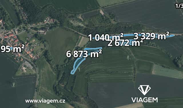 Prodej pole 2 206 m², Hřivice, okres Louny