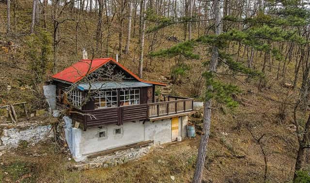 Prodej chaty/chalupy 29 m² s pozemkem 30 m², Hradištko, okres Praha-západ