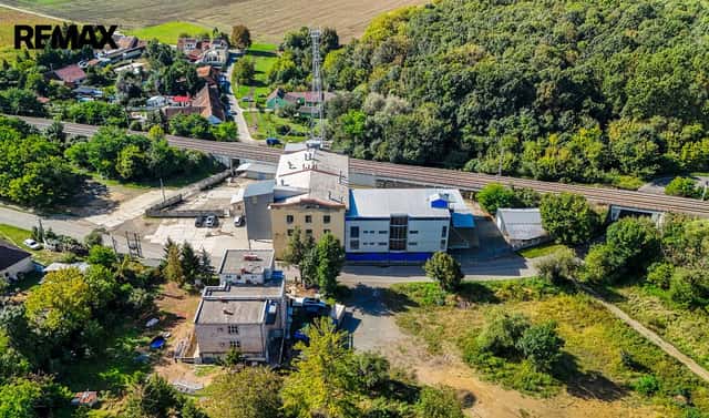 Prodej výrobních prostor 4 050 m², U Mlýna, Pouzdřany, okres Břeclav