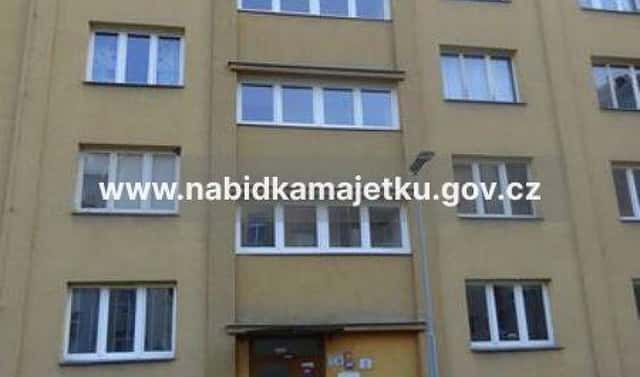Prodej bytu 1+1 40 m², Cheb