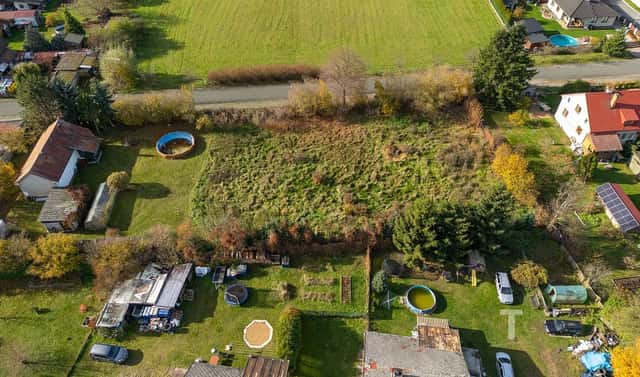 Prodej stavebního pozemku 800 m², Labské Chrčice, okres Pardubice