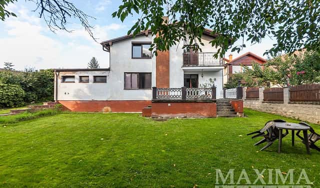 Prodej domu 270 m² s pozemkem 868 m², Modletice, okres Praha-východ
