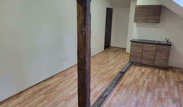Pronájem bytu 1+kk 30 m², Průmyslová, Strančice, okres Praha-východ