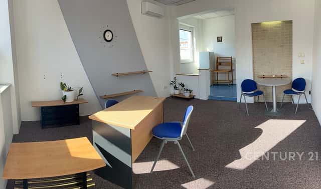 Pronájem kanceláře 60 m², Znojmo