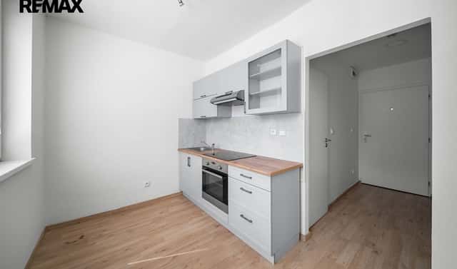 Prodej bytu 1+1 34 m², Peroutkova, Praha 5 – Jinonice