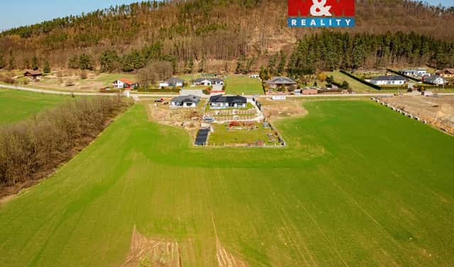 Prodej stavebního pozemku 1 015 m², Strakonice – Dražejov