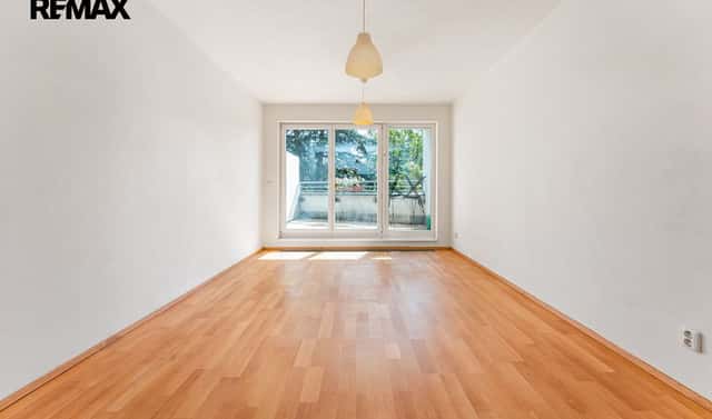 Prodej bytu 1+kk 34 m², Geologická, Praha 5 – Hlubočepy