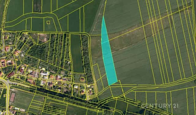 Prodej pole 6 619 m², Kunovice, okres Vsetín