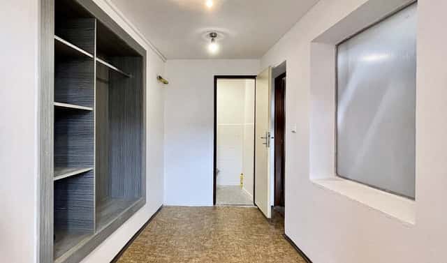 Pronájem obchodních prostor 25 m², Jiráskovo nábřeží, Železný Brod, okres Jablonec nad Nisou