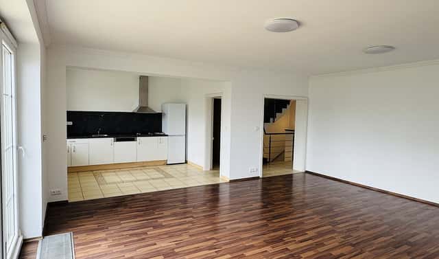 Pronájem domu 180 m² s pozemkem 288 m², Růžová, Jesenice – Osnice, okres Praha-západ