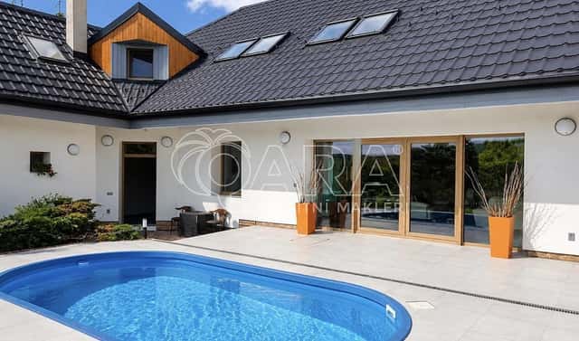 Prodej domu 285 m² s pozemkem 730 m², Východní, Březová-Oleško – Oleško, okres Praha-západ