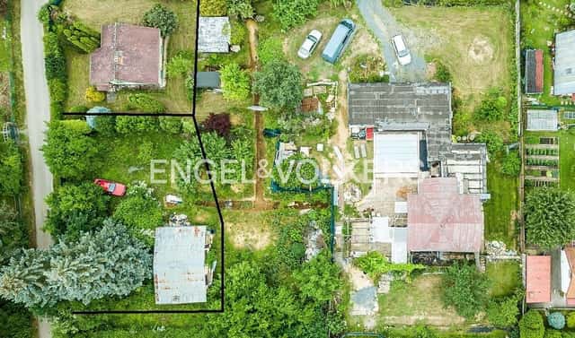 Prodej stavebního pozemku 500 m², Líšnice, okres Praha-západ