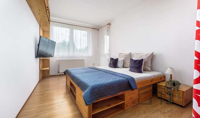 Pronájem bytu 3+kk 86 m², náměstí Plukovníka Vlčka, Praha 9 – Černý Most