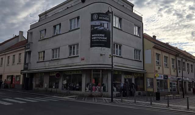 Pronájem obchodních prostor 160 m², Palackého, Slaný, okres Kladno