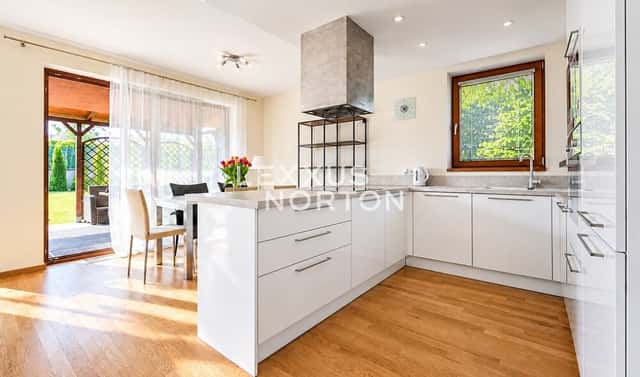 Pronájem domu 163 m² s pozemkem 600 m², Zvoncová, Roztoky, okres Praha-západ