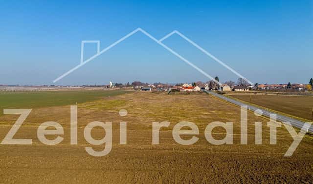 Prodej komerčního pozemku 6 001 m², Chalúpky, Moravský Žižkov, okres Břeclav