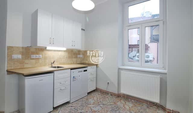 Prodej bytu 2+1 42 m², Palackého, Jihlava