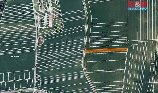 Prodej pole 819 m², Ježov, okres Hodonín