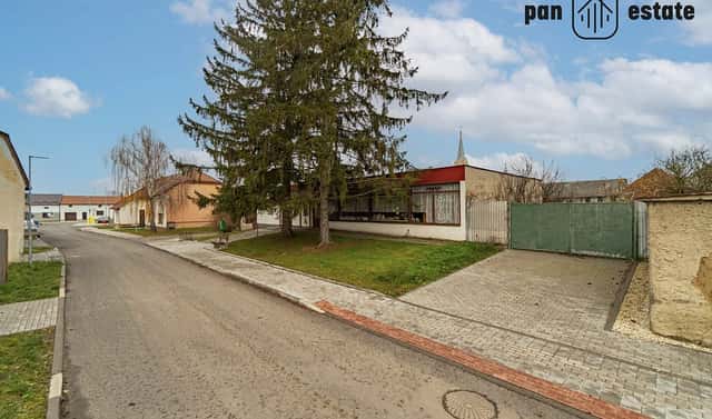 Prodej výrobních prostor 285 m², Kyselovice, okres Kroměříž