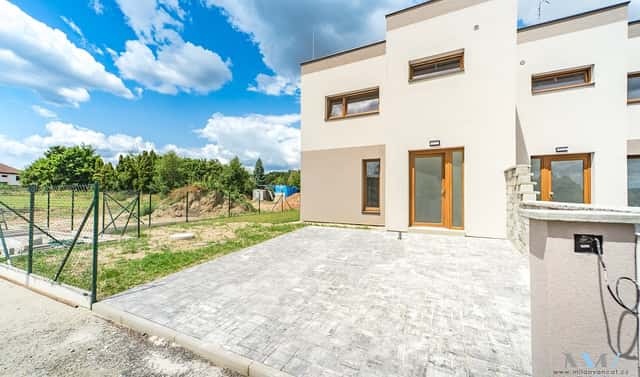 Prodej domu 110 m² s pozemkem 255 m², U Blatenky, Březnice, okres Příbram