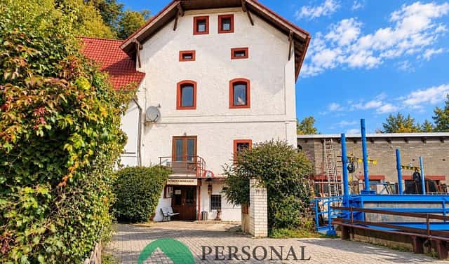 Pronájem komerčního objektu (jiného typu) 330 m², Hřebečníky – Šlovice, okres Rakovník