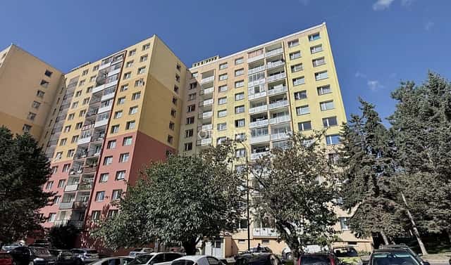 Prodej bytu 2+1 61 m², Holešická, Chomutov
