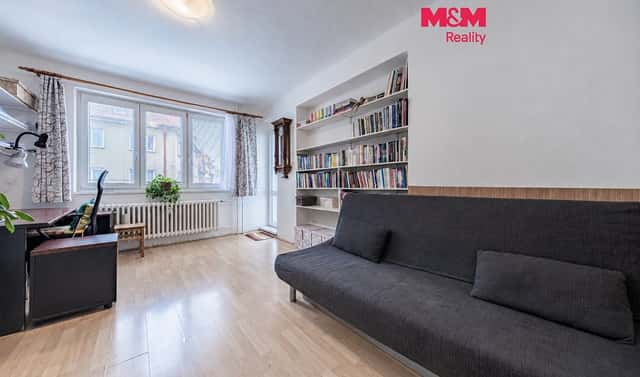 Prodej bytu 2+1 50 m², Husovo náměstí, Lysá nad Labem, okres Nymburk