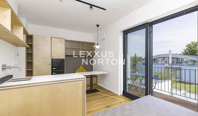 Pronájem bytu 1+kk 27 m², Na Topolce, Praha 4 – Nusle