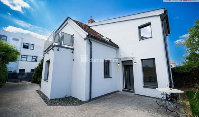 Prodej domu 224 m² s pozemkem 356 m², Ledčická, Praha 8 – Dolní Chabry