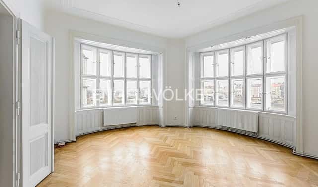 Pronájem bytu 3+kk 83 m², Janáčkovo nábřeží, Praha 5 – Smíchov