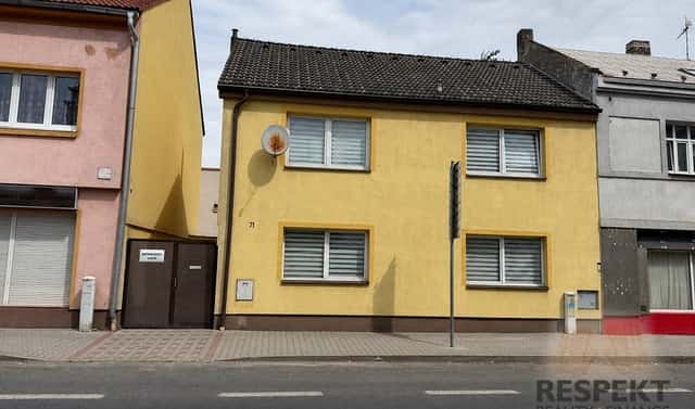 Prodej domu 204 m² s pozemkem 375 m², Kročehlavská, Kladno – Kročehlavy