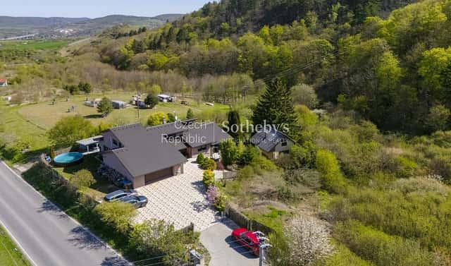 Prodej domu 422 m² s pozemkem 3 263 m², Cajthamlova, Beroun – Beroun-Zavadilka