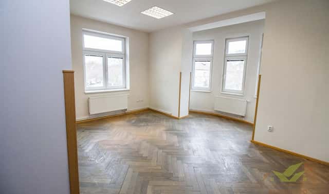 Pronájem kanceláře 60 m², Hruškova, Plzeň – Jižní Předměstí, okres Plzeň-město