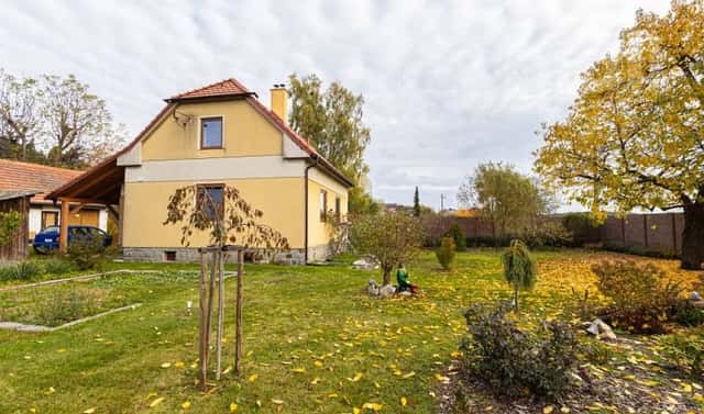 Prodej domu 110 m² s pozemkem 1 553 m², Kvášňovice, okres Klatovy