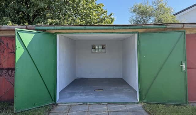 Prodej garáže 18 m² – Sobotka, Zahradní, Sobotka, okres Jičín